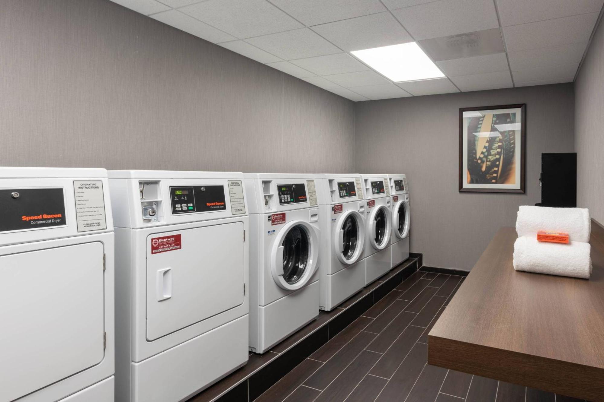 Towneplace Suites By Marriott Thousand Oaks Agoura Hills Esterno foto